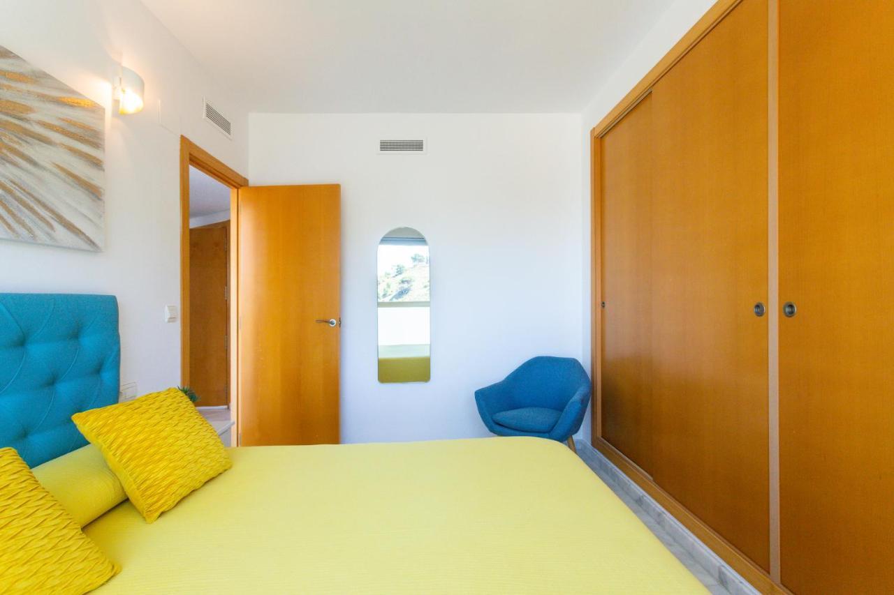 شقة Skyline 11 Sunny Balcony With Stunning Sea Views بينايدورم المظهر الخارجي الصورة