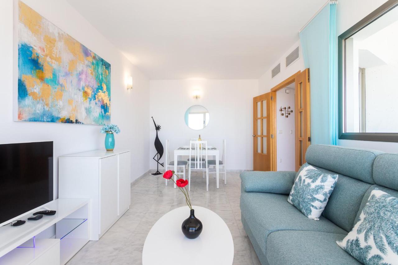شقة Skyline 11 Sunny Balcony With Stunning Sea Views بينايدورم المظهر الخارجي الصورة