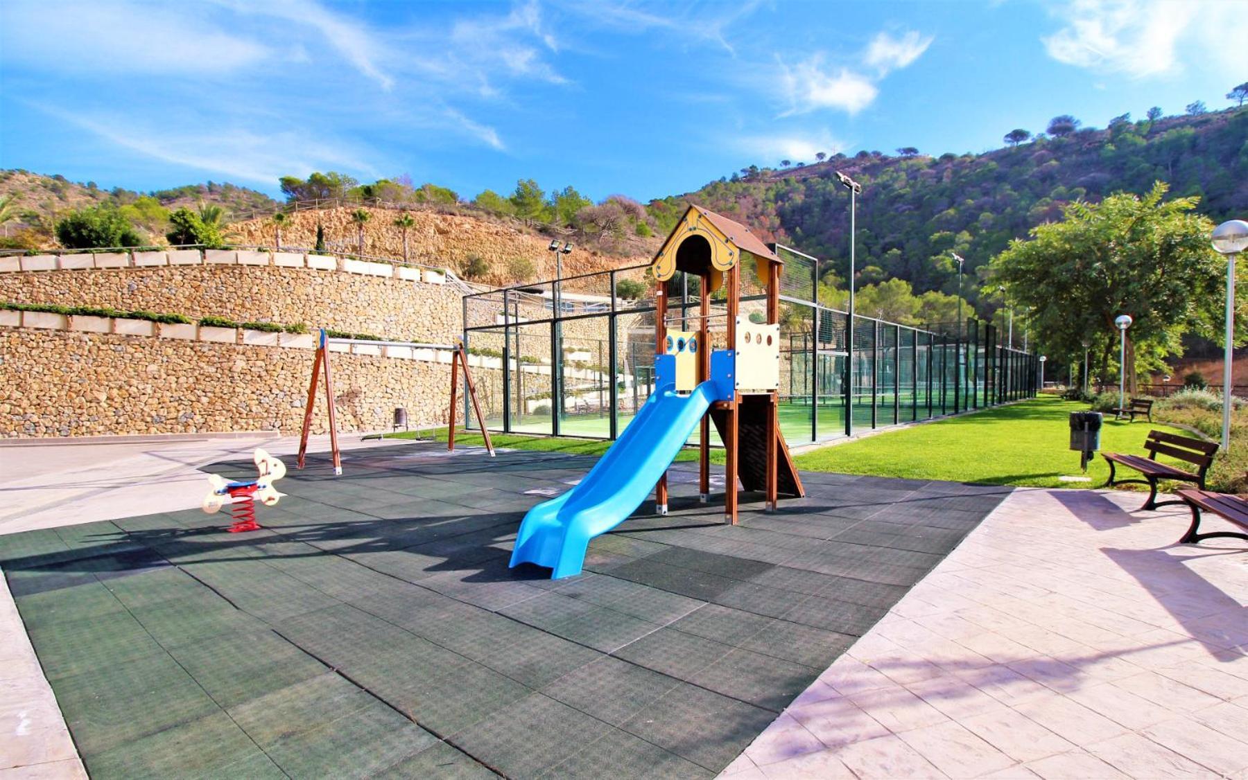 شقة Skyline 11 Sunny Balcony With Stunning Sea Views بينايدورم المظهر الخارجي الصورة